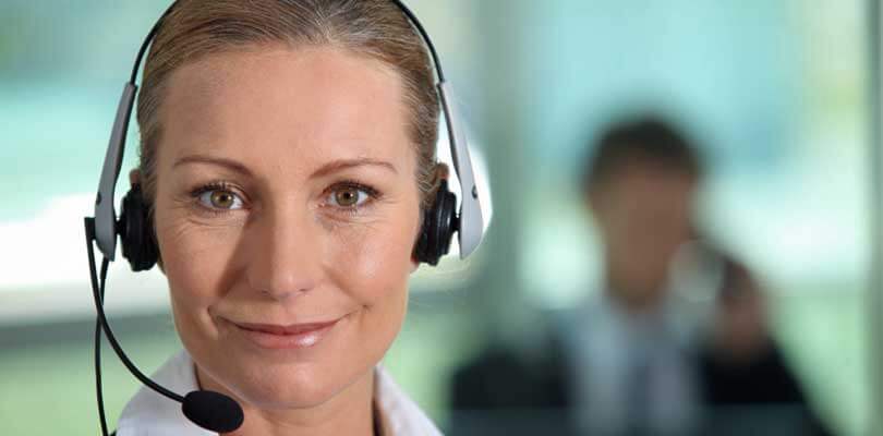 Kundenservice - Frau Berater - Ferienhäuser